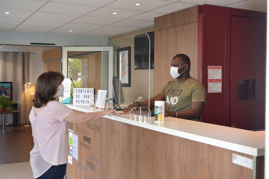 Campanile Limoges Nord Hotell Inreriör bild