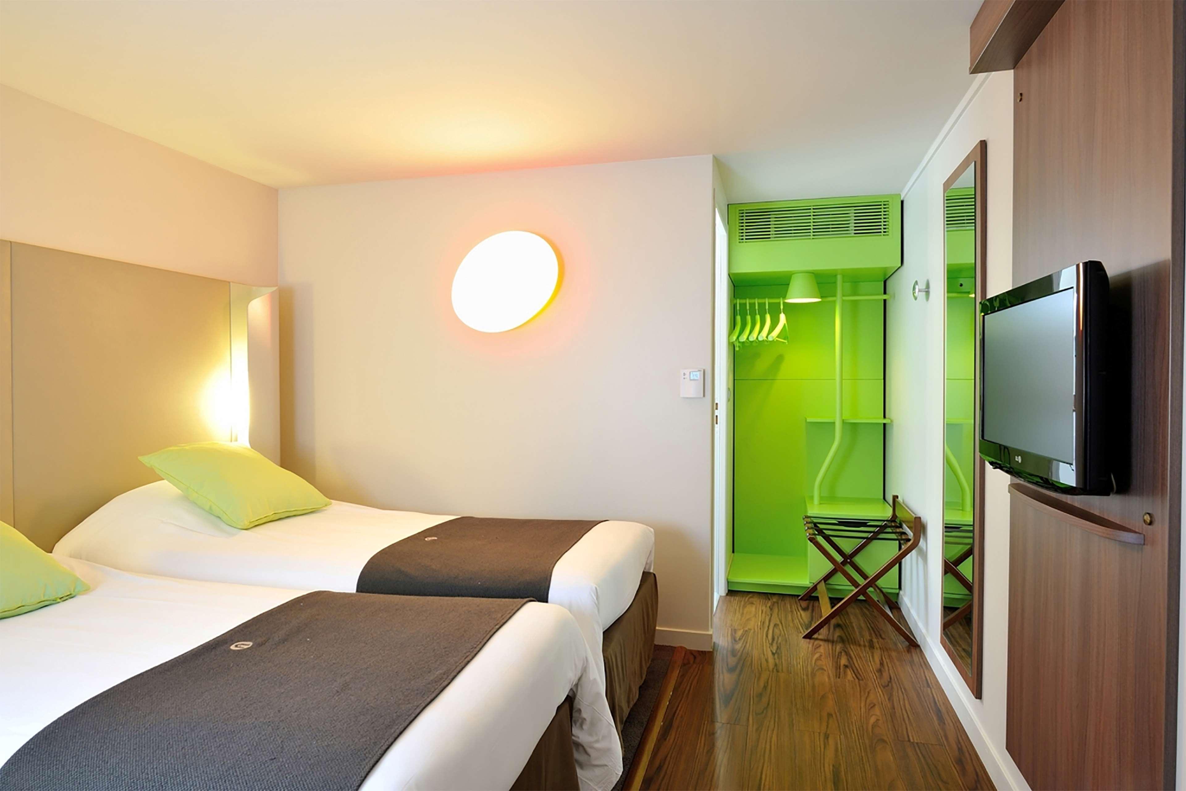 Campanile Limoges Nord Hotell Exteriör bild
