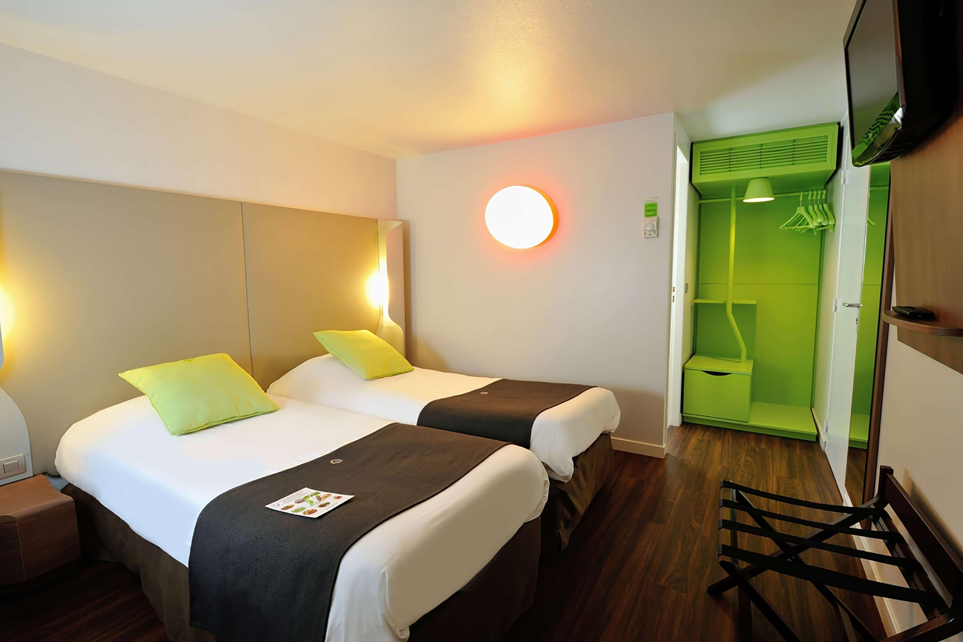 Campanile Limoges Nord Hotell Exteriör bild