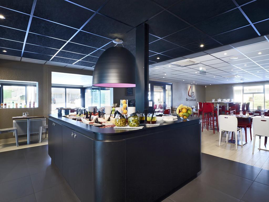 Campanile Limoges Nord Hotell Exteriör bild