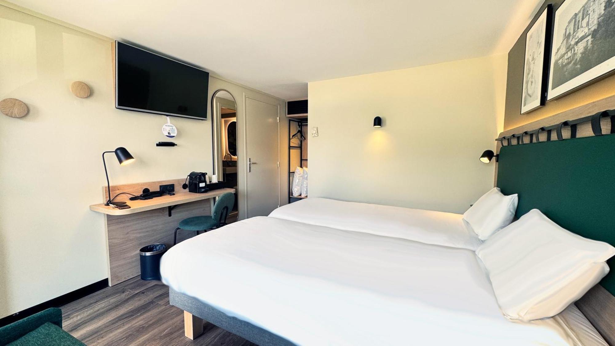 Campanile Limoges Nord Hotell Exteriör bild