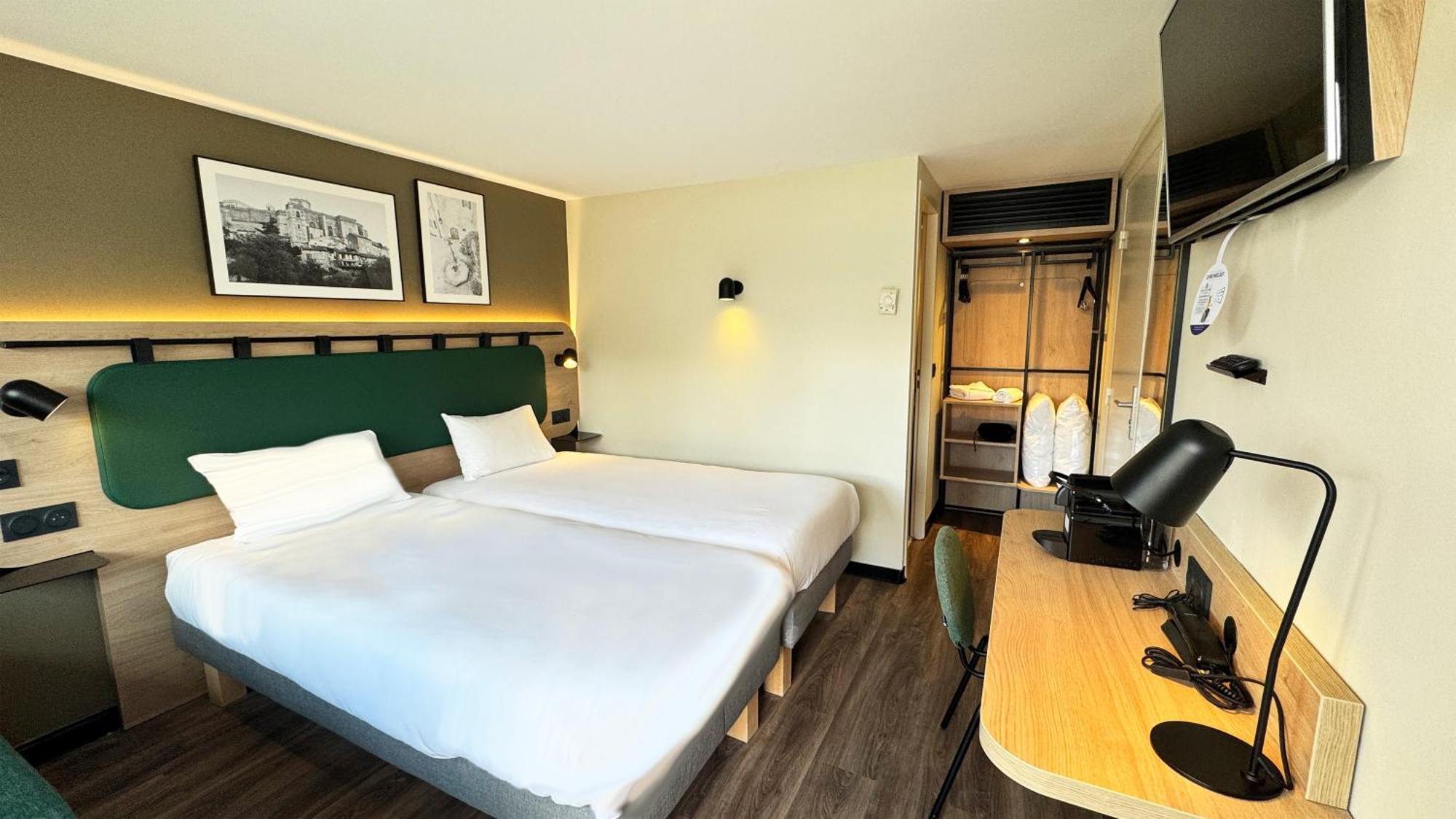 Campanile Limoges Nord Hotell Exteriör bild